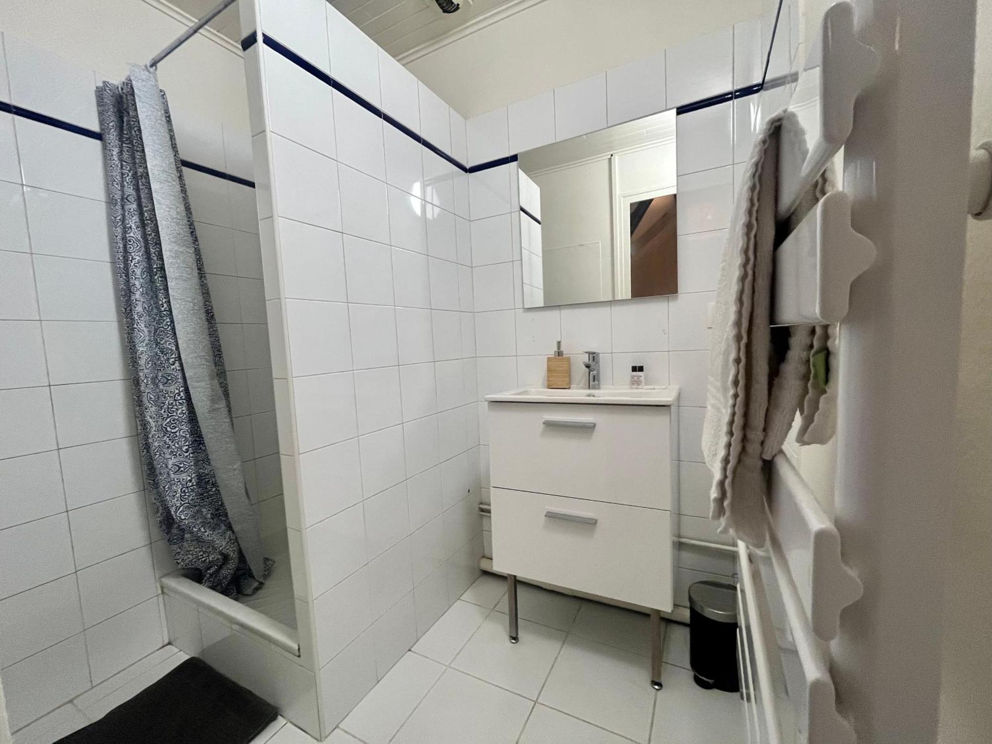 Suite Polka Lyon Exterior photo